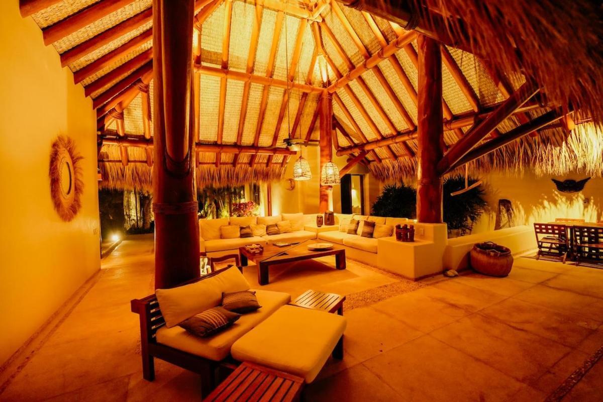 Dream Villa With Private Beach And Catering Zihuatanejo Exterior photo